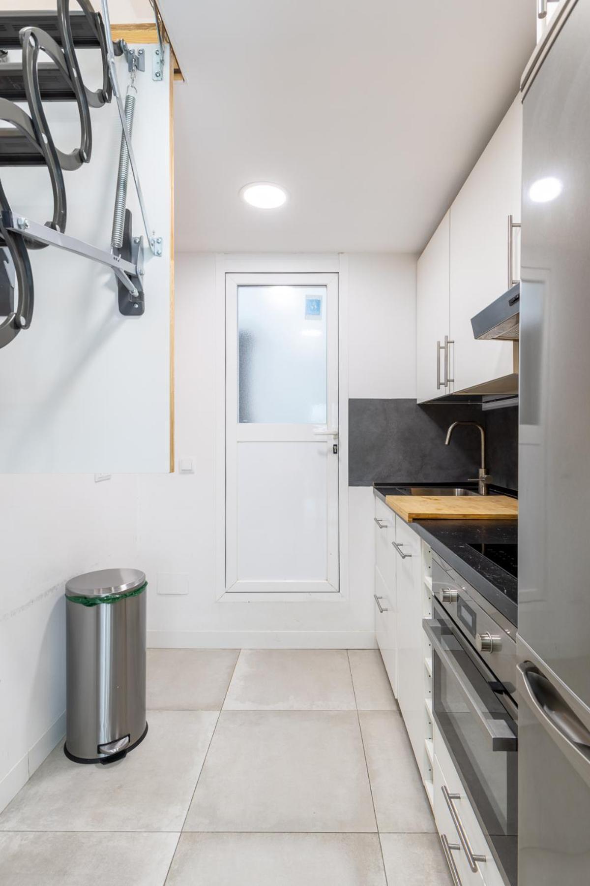 Galileo Apartment Мадрид Екстериор снимка
