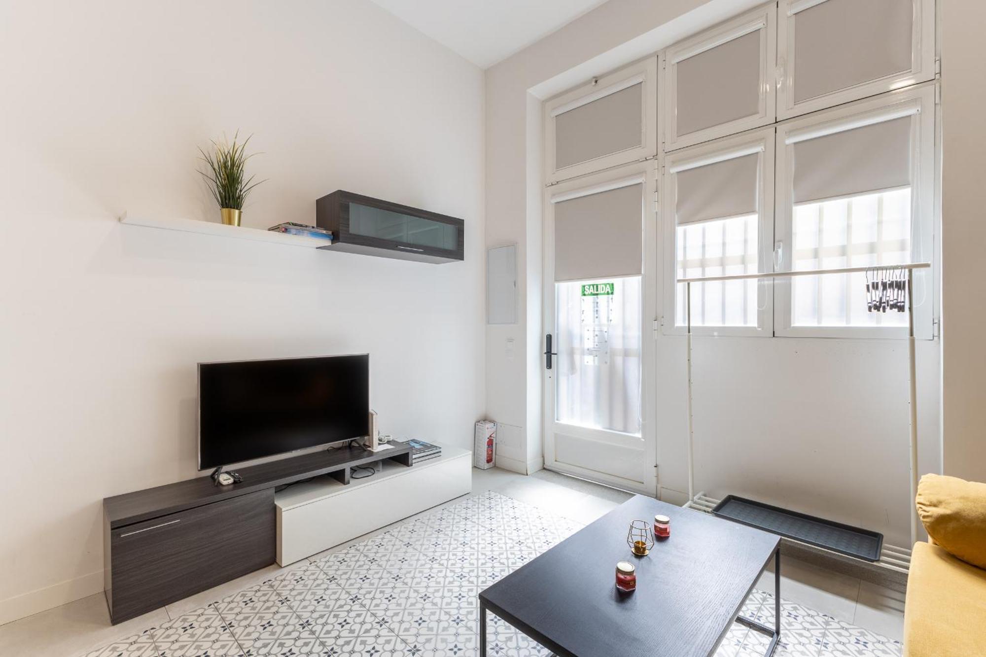Galileo Apartment Мадрид Екстериор снимка