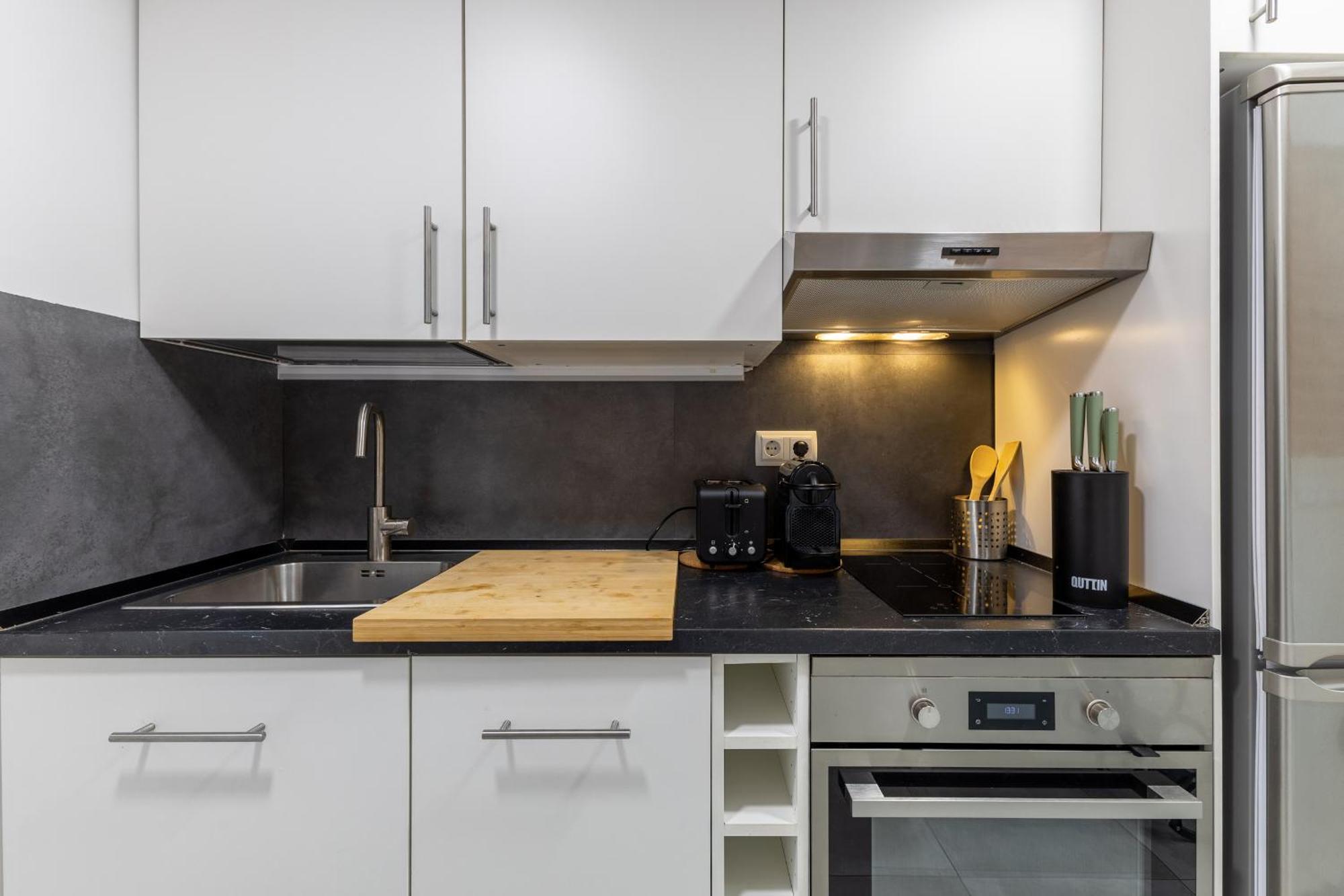 Galileo Apartment Мадрид Екстериор снимка