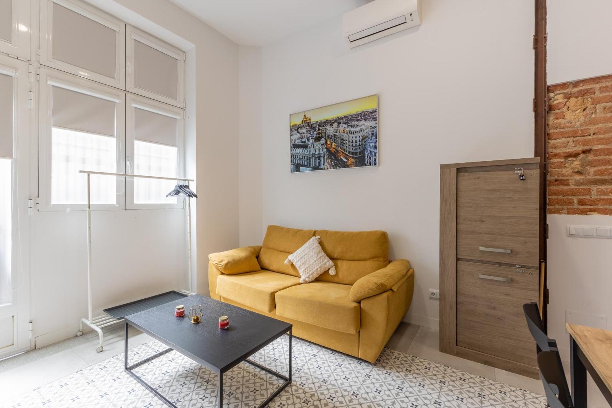 Galileo Apartment Мадрид Екстериор снимка